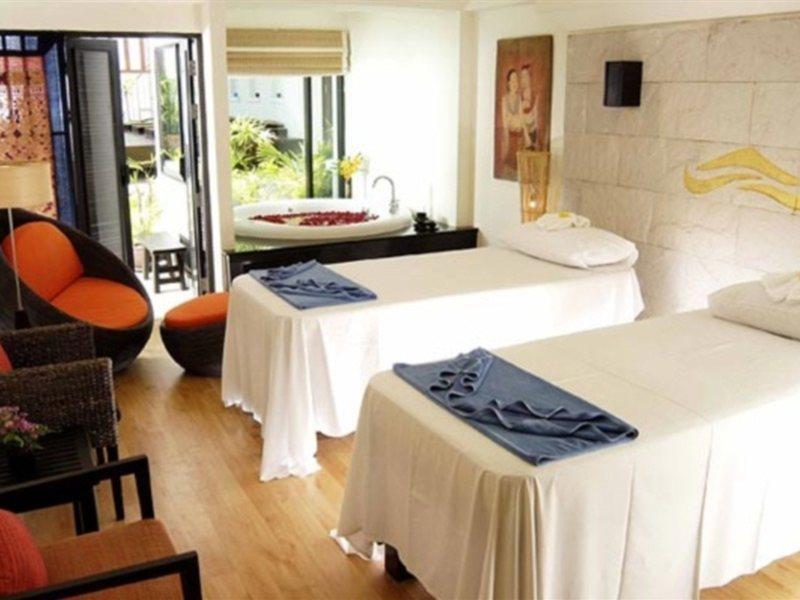 Avantika Boutique Hotel Patong Exterior photo