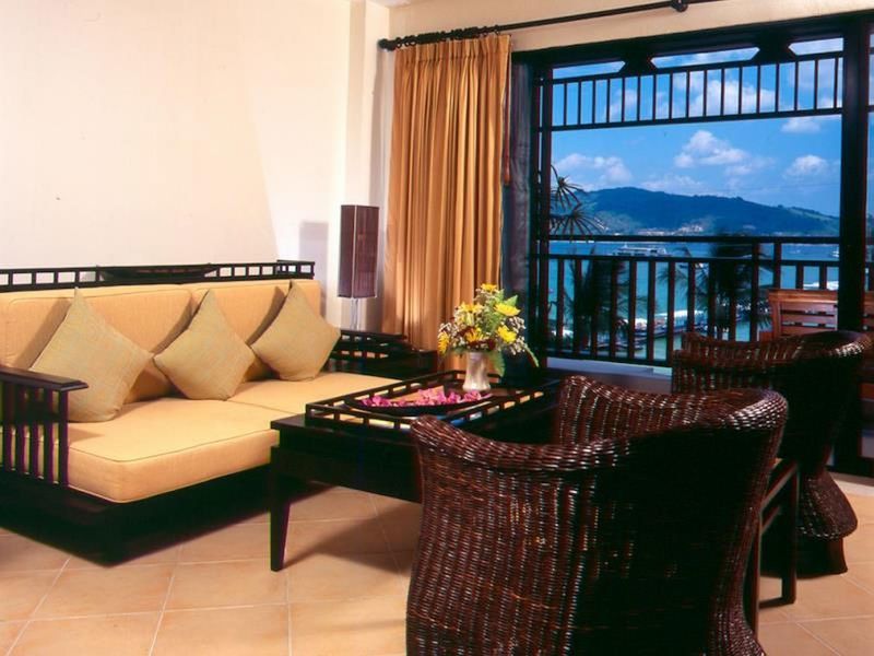 Avantika Boutique Hotel Patong Exterior photo
