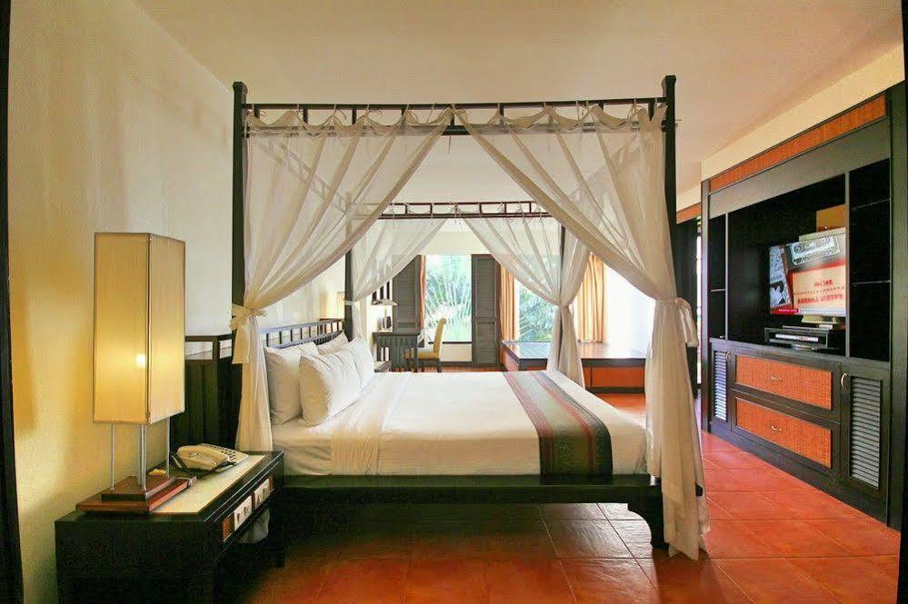Avantika Boutique Hotel Patong Exterior photo